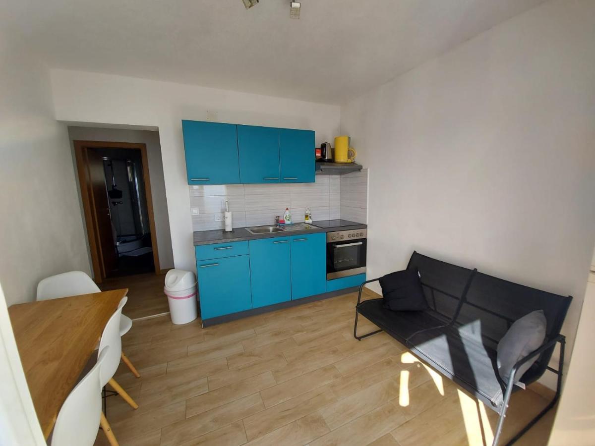 Frane Apartment Zavalatica Extérieur photo